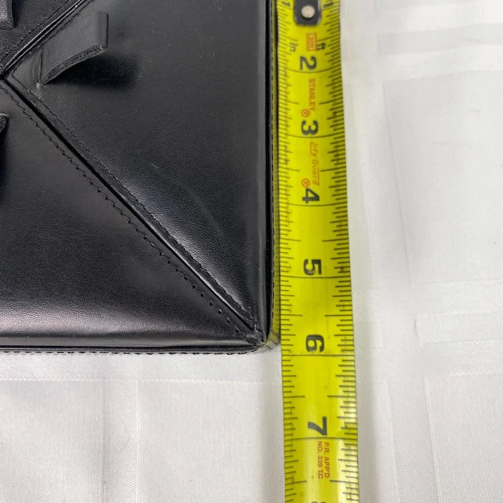 Source Unknown square leather